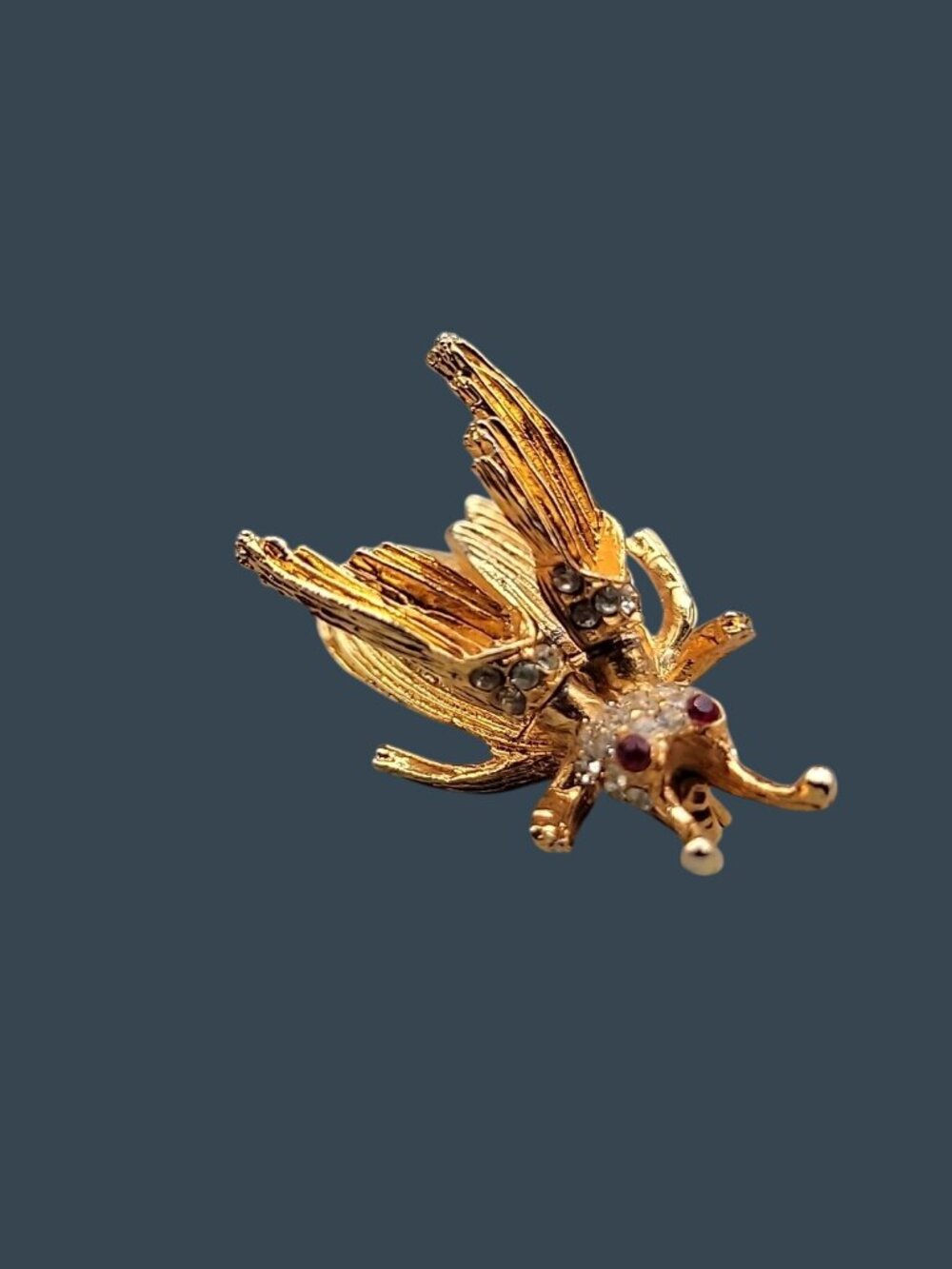 Vintage Insect Trembler Brooch 1950s Red Rhinestone Eye Gold Tone Moving Wings - Picture 4 of 6